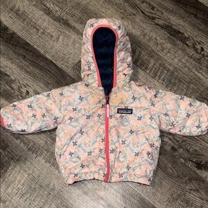 Patagonia Hooded Down Reversible Floral Hooded Jacket infants 0-3 months